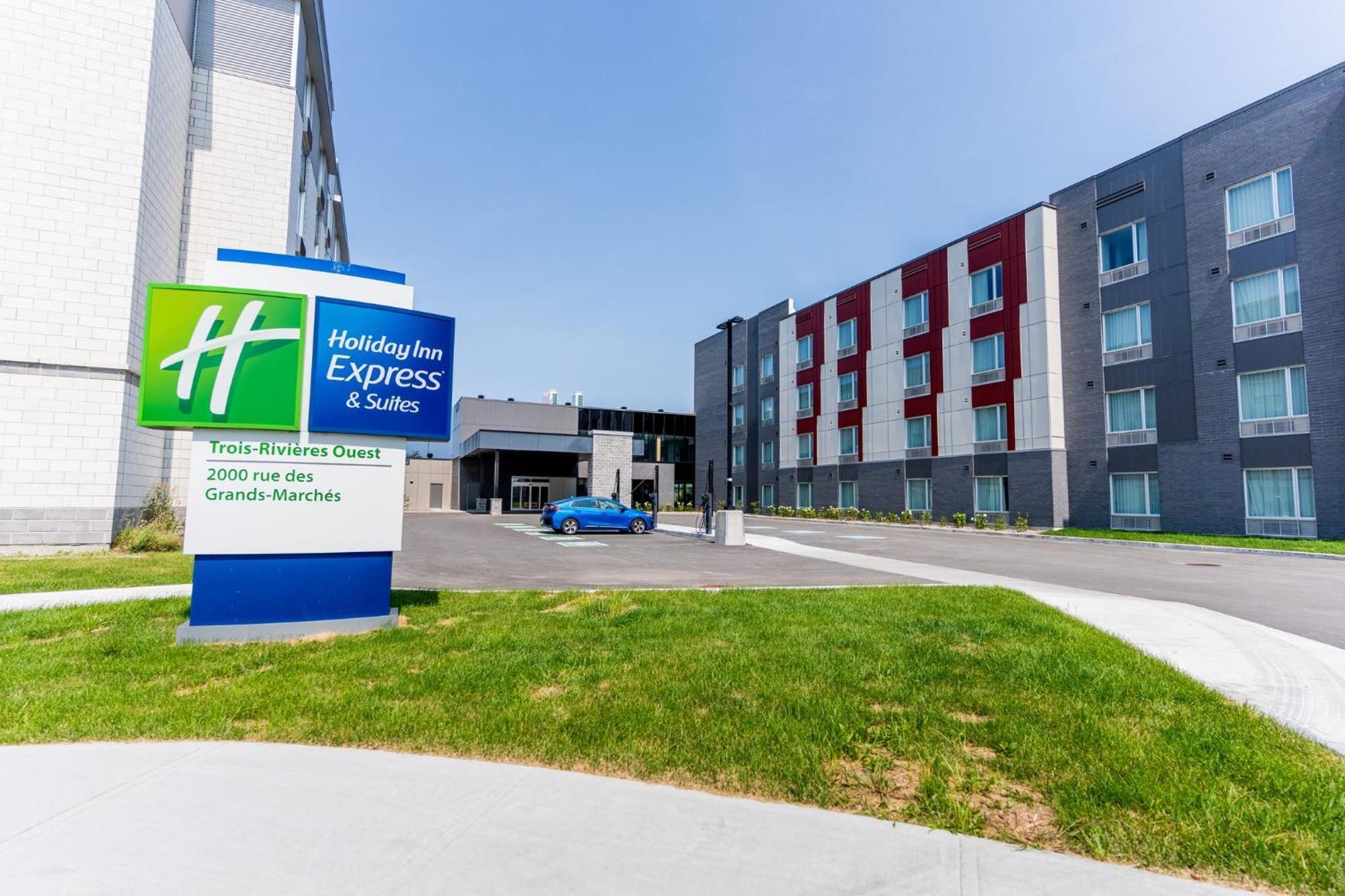فندق هوليداي إن إكسبريس آند سويتس ترويس ريفيرز كوست Trois-Rivières المظهر الخارجي الصورة
